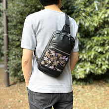 将图片加载到图库查看器，CAMEO KINRAN SLING BACK PACK カメオ 金襴ボディバッグ
